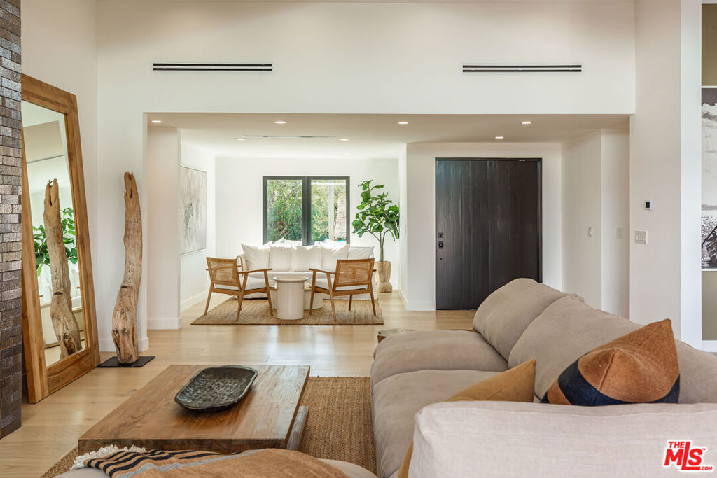 Old Agoura - Residential