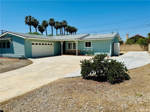 Photo of 7444 Via Serena, Rancho Cucamonga, CA 91730 (MLS # CV26121148)