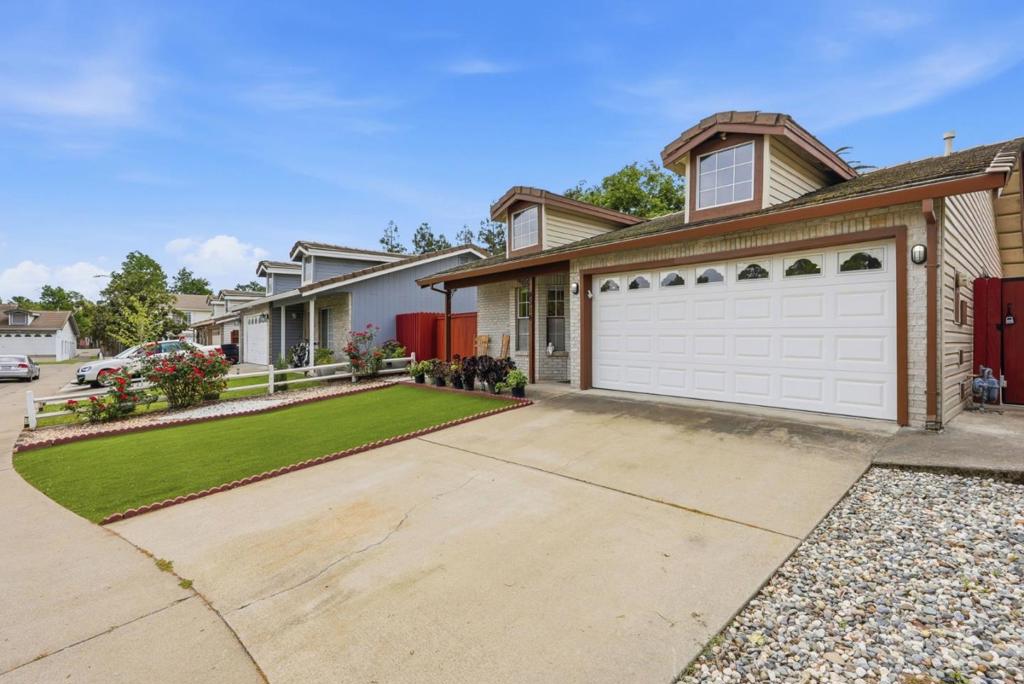 4514 Whimbrell Court