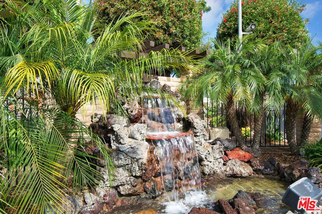 Vista Cascade - Manufactured In Park