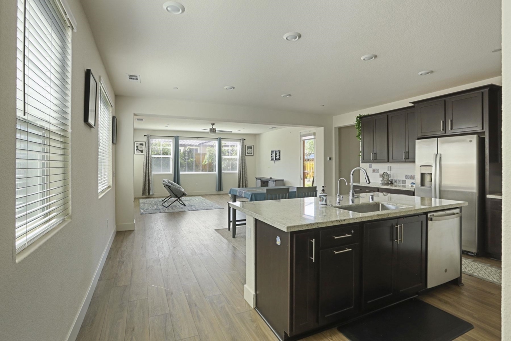 REGENCY - Residential