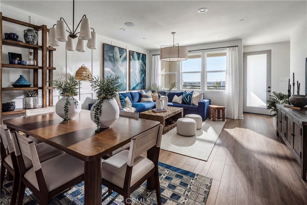 12720 Azure Way 27