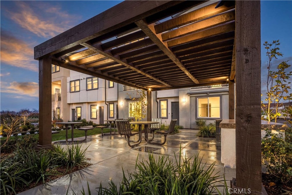 12720 Azure Way 27