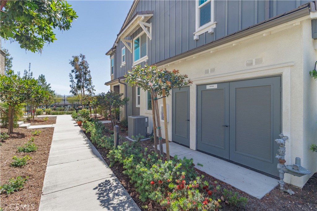 3560 E Lantern Paseo 138