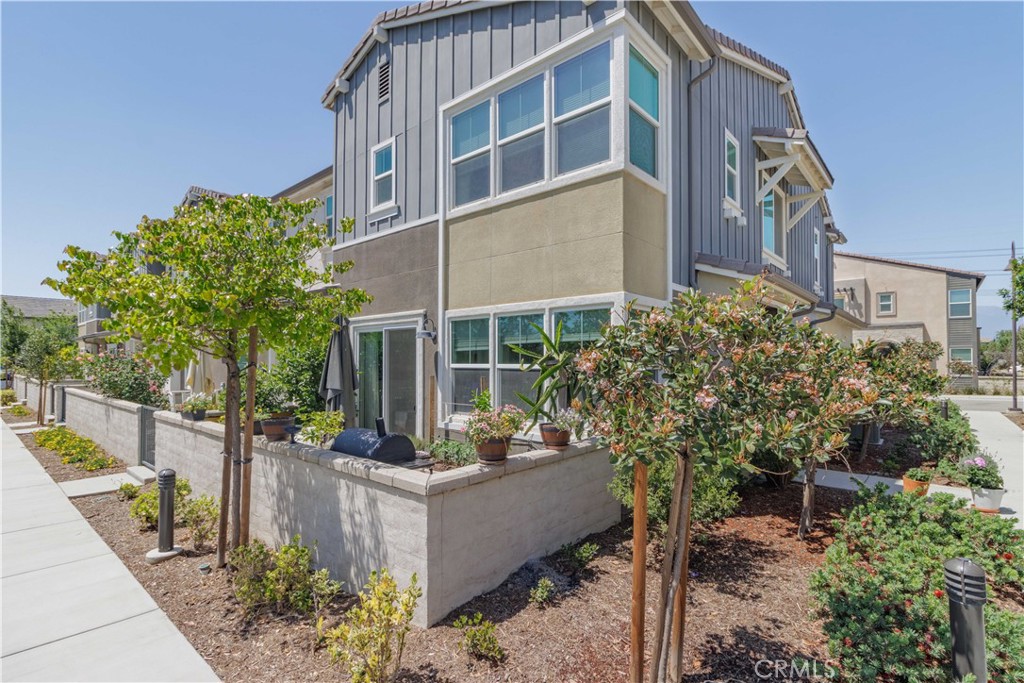 3560 E Lantern Paseo 138