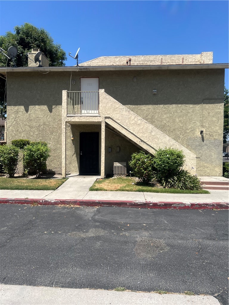 Looking for a cash cow. Look no more. This 1 bedroom/1 bath unit is one of three listed units that the Seller prefers to sell together as a package. The list price will be considerably reduced to allow reasonable credit for total upgrade. Only one unit is rented. The others are vacant. The complex is gated and situated close to schools, shopping centers and freeways. It is priced to sell quick. The condo is tucked away from the busy downtown area. Two of the units overlook the swimming pool from its balcony. This unit is perfect for a first time investor hoping to build equity for future investment or quick resale. Hurry, this wont last.