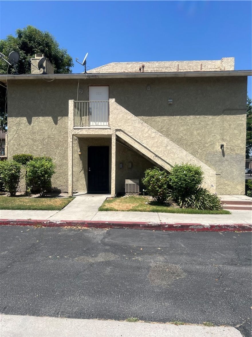 Looking for a cash cow. Look no more. This 1 bedroom/1 bath will pay itself, if you are looking to buy your first investment property. And if you are looking for your first home, this is it. The complex is gated and situated close to schools, shopping centers and freeways. It is priced to sell quick. The condo is tucked away from the busy downtown area. All offers will be considered.