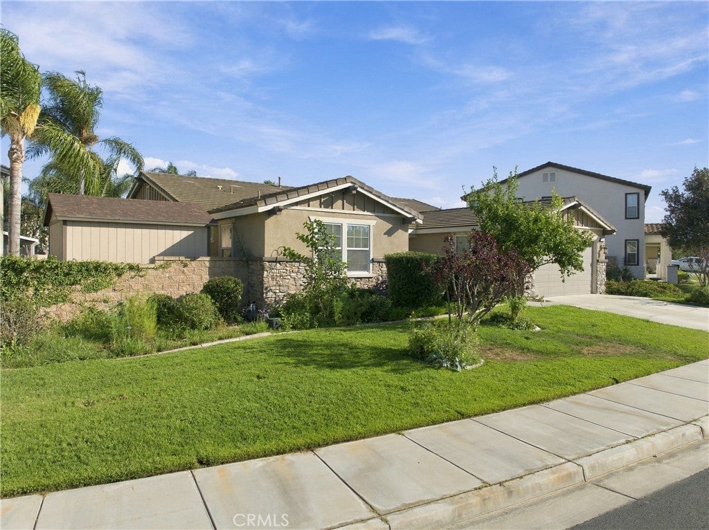 8294 Fall Creek Dr