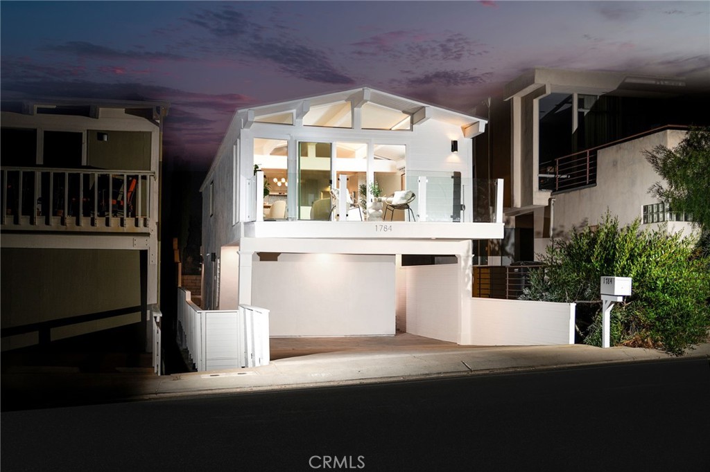 Arch Beach Heights (ABH) - Residential