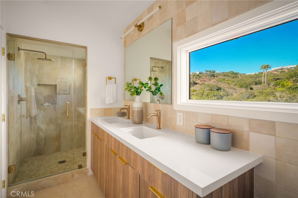 Arch Beach Heights (ABH) - Residential