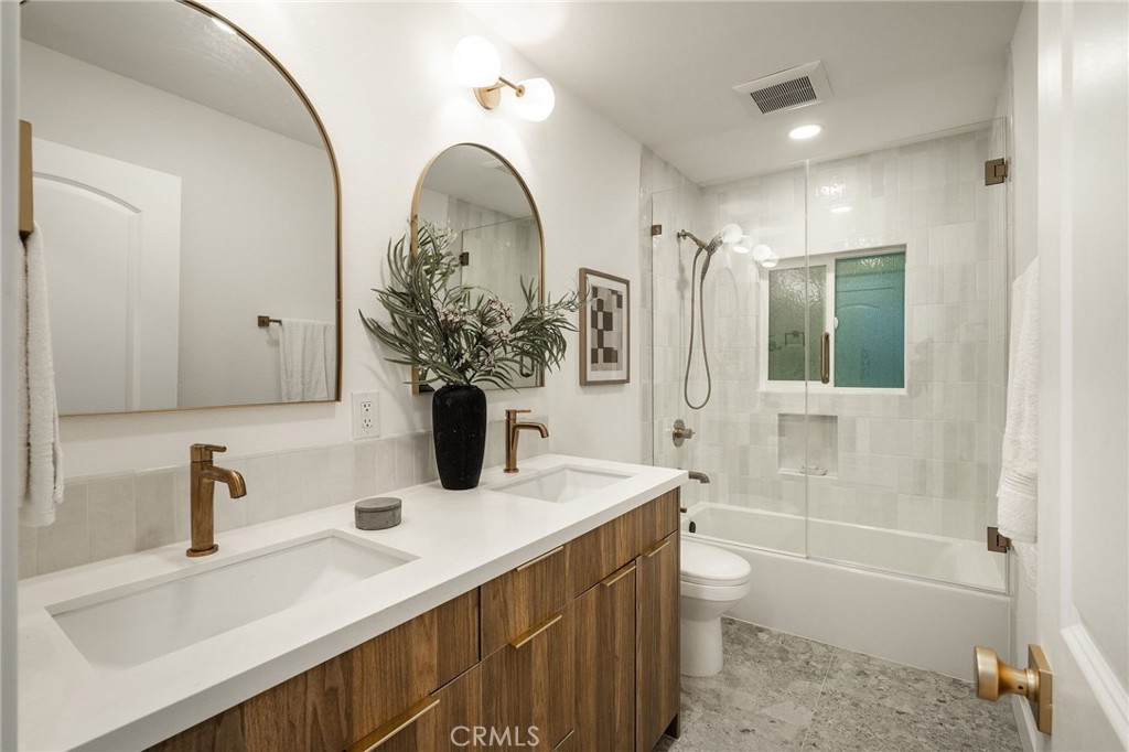 Arch Beach Heights (ABH) - Residential