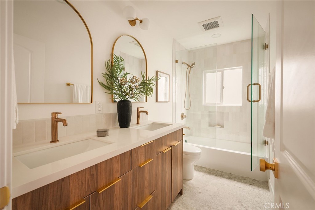 Arch Beach Heights (ABH) - Residential
