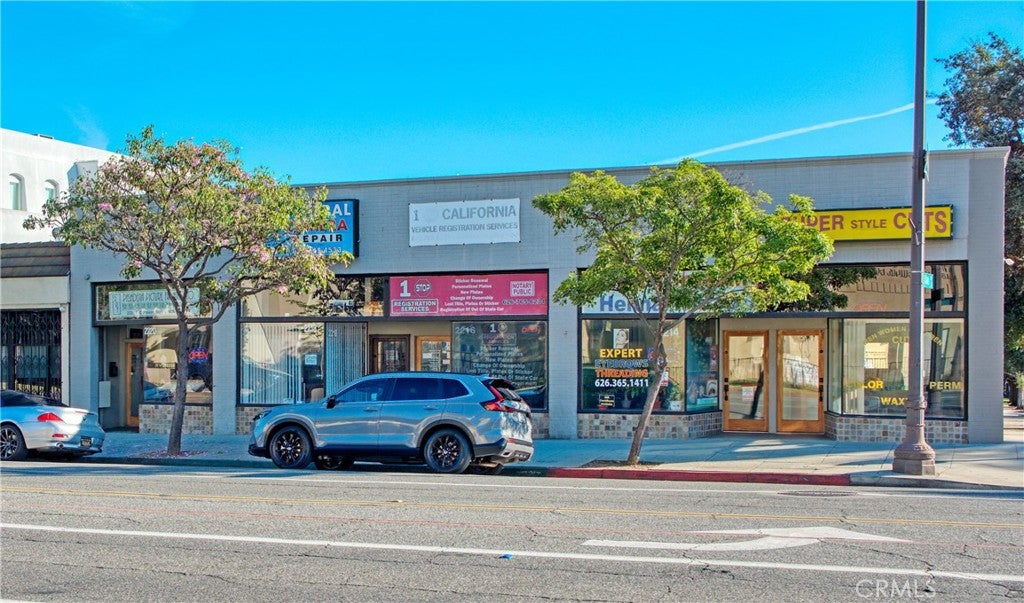 2212 E Colorado
