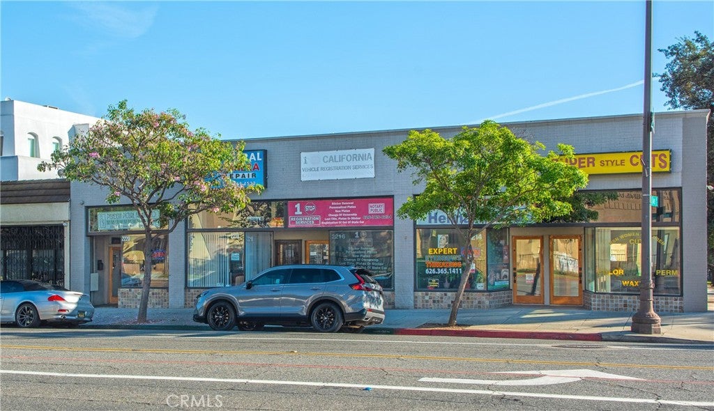 2212 E Colorado