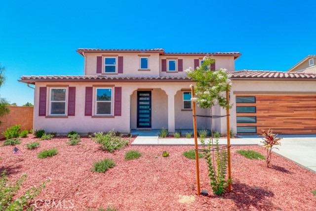 This newly built 614 sq. ft. attached ADU offers a perfect balance of comfort, convenience, and privacy. With its own private entrance, this space is fully equipped for easy day-to-day living.
Inside, you’ll find a functional kitchenette featuring a four-burner electric cooktop, built-in microwave, sink, and refrigerator. A washer/dryer combo is also included, making laundry a breeze. The open layout offers flexibility for a cozy living area, dining space, and a possible second bedroom/studio setup, while the full bathroom is designed with clean, modern finishes, with a private bedroom in the back.
Ideal for anyone looking for a private, self-contained living space, this ADU is located just minutes from Lake Perris, Rancho Del Sol Golf Club, shopping, and the 60 Freeway. Enjoy a peaceful residential setting while still being close to everything Moreno Valley has to offer.