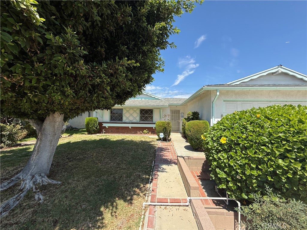 15933 Ocean Avenue