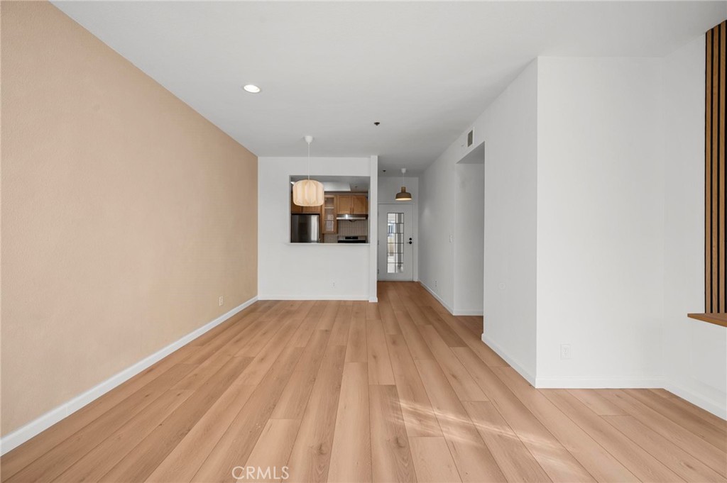 19350 Sherman Way 338