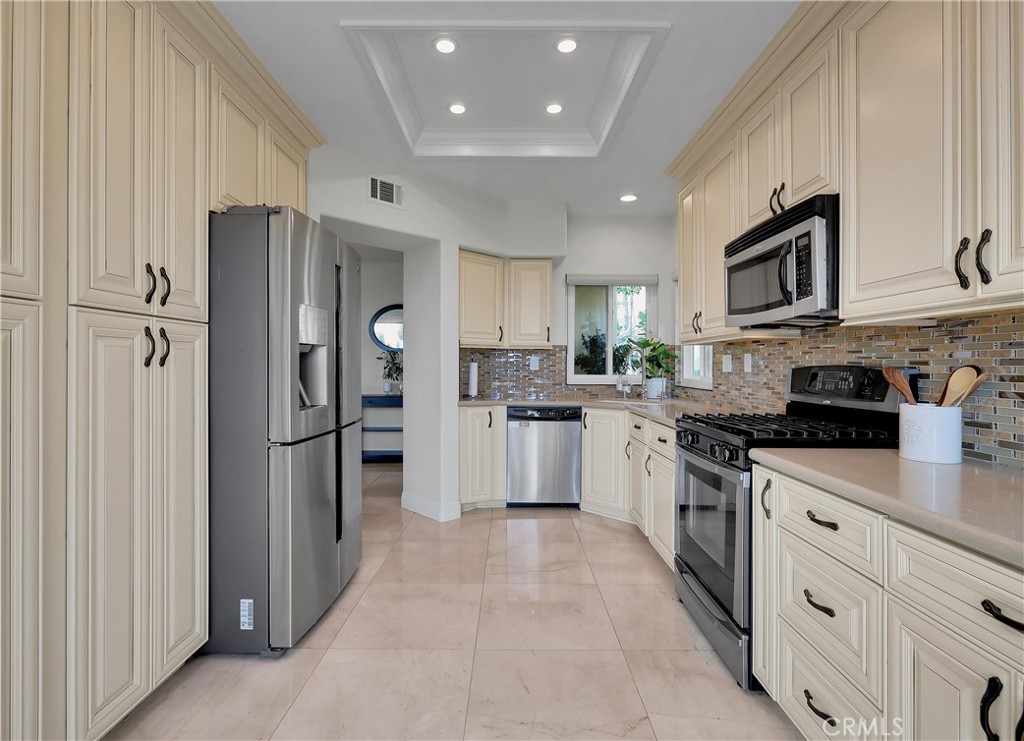 Encore (MHE) - Residential