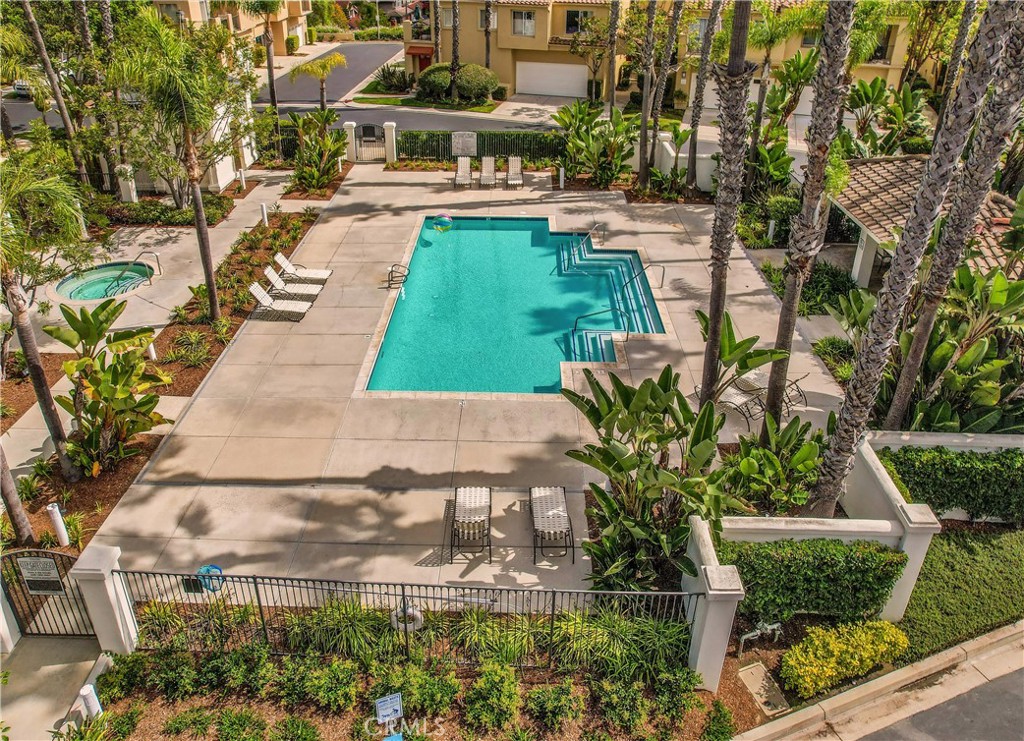 Encore (MHE) - Residential