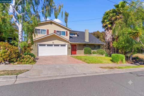 Photo of 18832 Cindy Way WAY, Castro Valley, CA 94546 (MLS # 41139134)