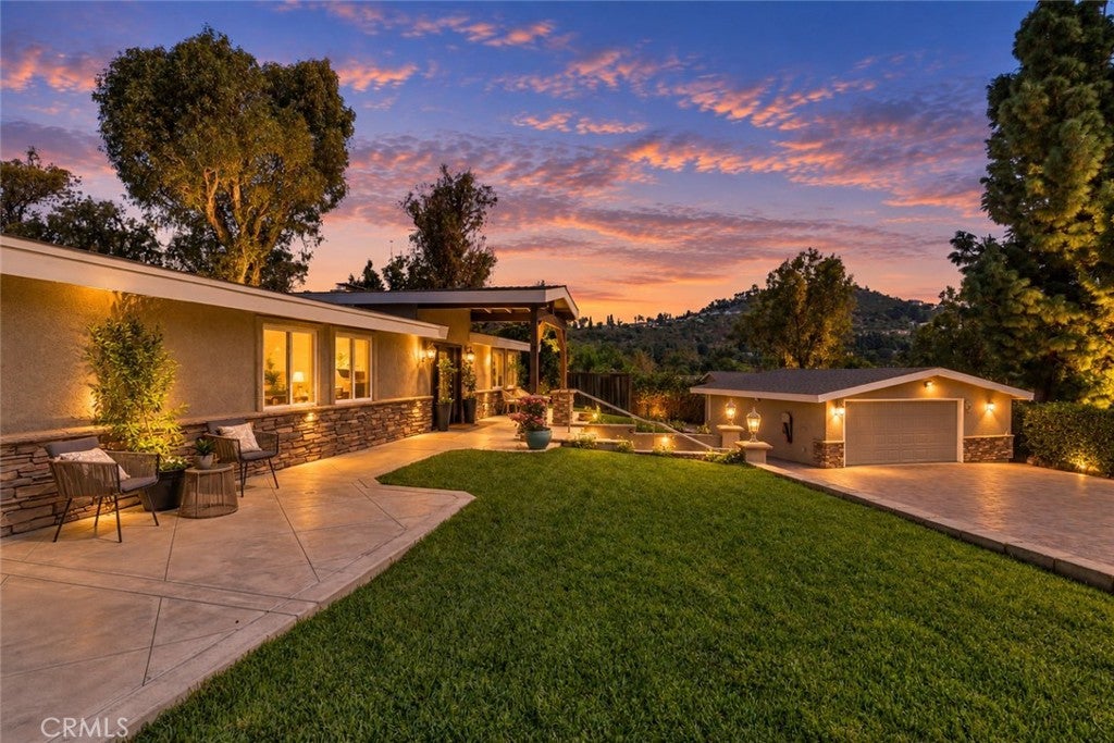 12756 Barrett Lane