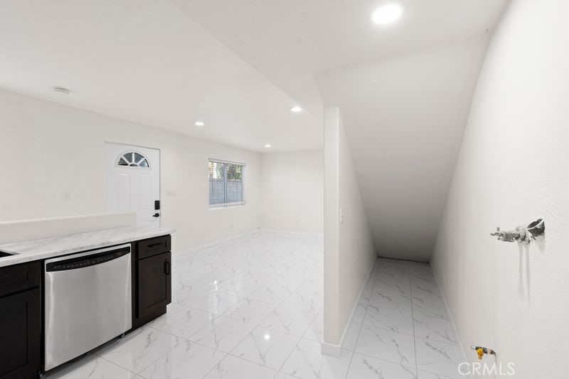1578 S San Bernardino