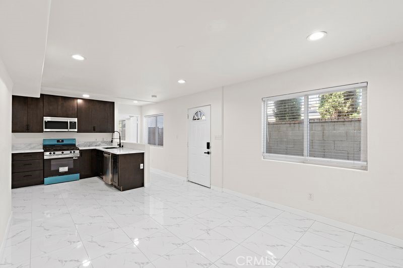 1578 S San Bernardino