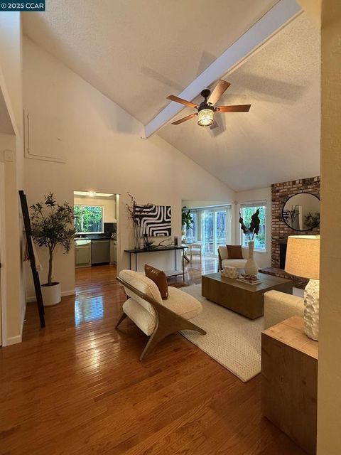 Photo of 5340 Paso Del Rio Way, Concord, CA 94521 (MLS # 41115927) Photo of 5340 Paso Del Rio Way, Concord, CA 94521 (MLS # 41115927)