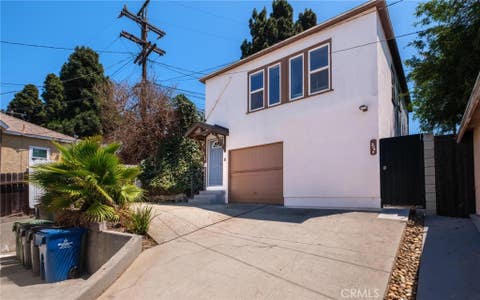 Photo of 610 E Fairview Boulevard #3/4, Inglewood, CA 90302 (MLS # SB26105934)