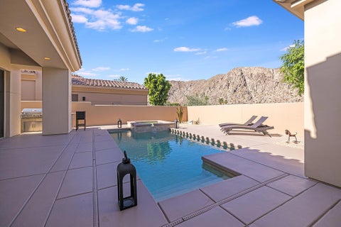 Tiny photo for 46248 Point Happy Way, La Quinta, CA 92253 (MLS # 219152650DA)