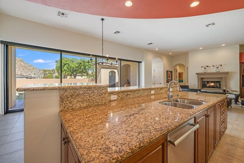 Tiny photo for 46248 Point Happy Way, La Quinta, CA 92253 (MLS # 219152650DA)