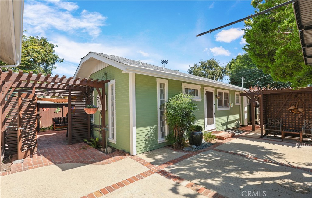 Vintage Home - Residential