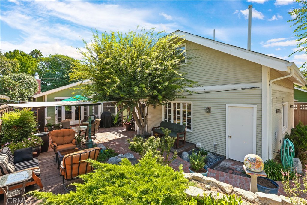 Vintage Home - Residential