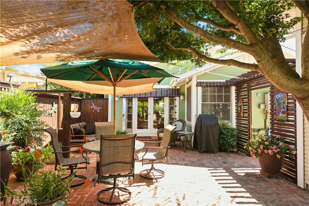 Vintage Home - Residential