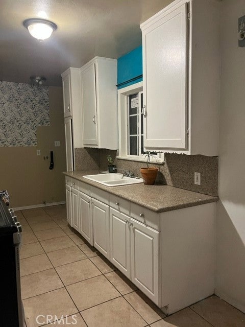 Photo of 4312 Agnes AVE, Lynwood, CA 90262 (MLS # DW26221938)