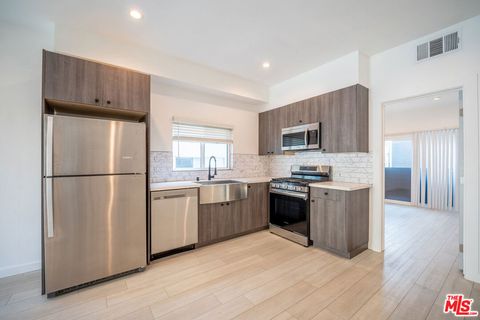 Photo of 246 N Dillon Street #246 1/2, Los Angeles, CA 90026 (MLS # 26835175)
