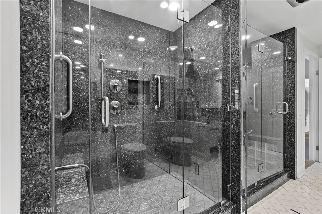 Harbor View Knoll (HKNL) - Residential