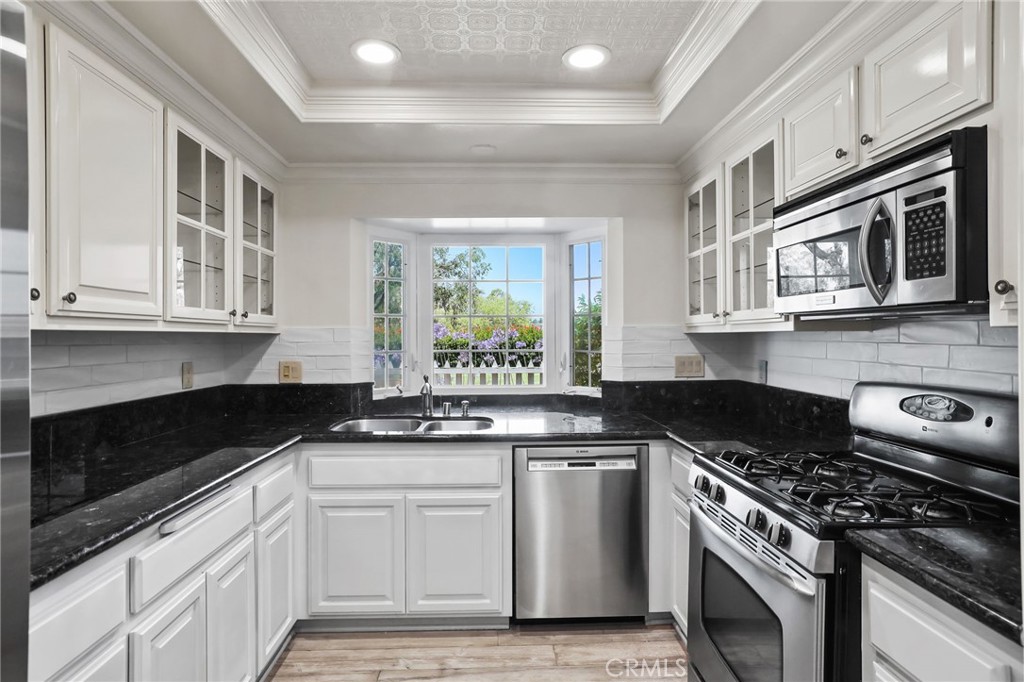 Harbor View Knoll (HKNL) - Residential