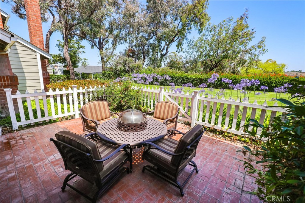 Harbor View Knoll (HKNL) - Residential