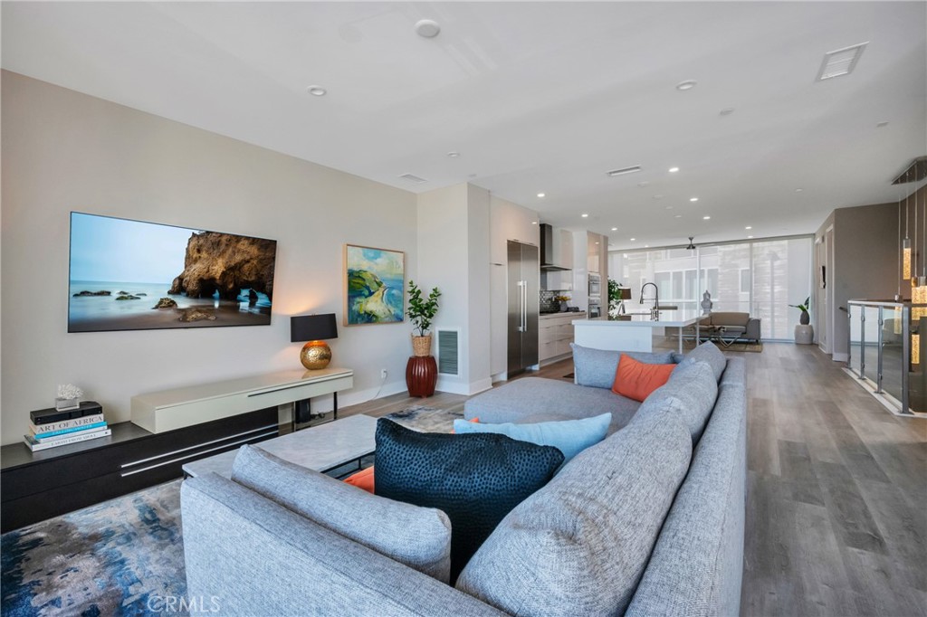 Lido Villas - Residential