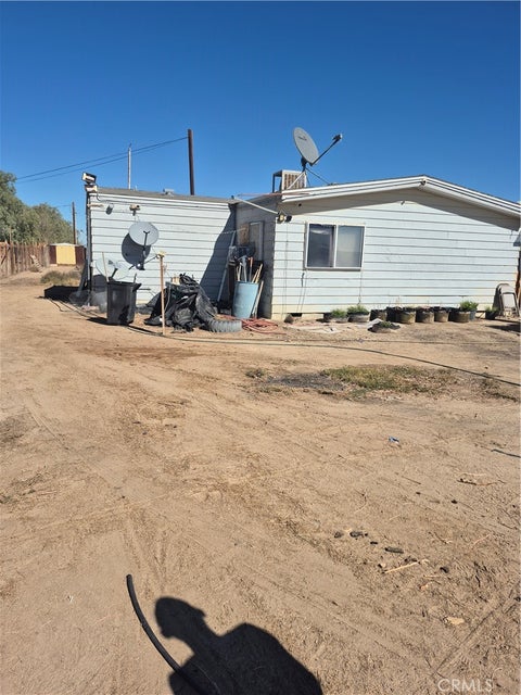Photo of 47330 Silver Valley Rd, Newberry Springs, CA 92365 (MLS # HD25252756)