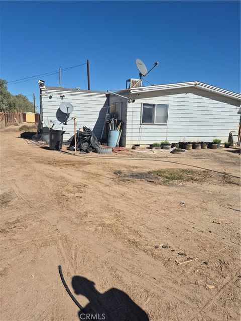 Photo of 47330 Silver Valley Rd, Newberry Springs, CA 92365 (MLS # HD25252756)