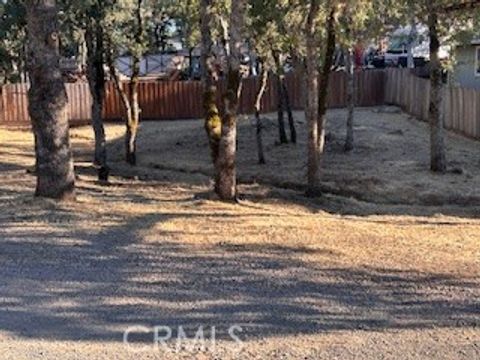 Photo of 16175 23rd Avenue, Clearlake, CA 95422 (MLS # LC25188012) Photo of 16175 23rd Avenue, Clearlake, CA 95422 (MLS # LC25188012)