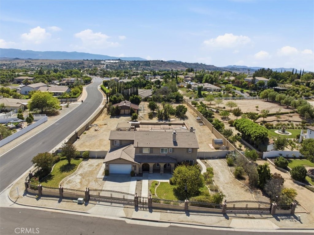 17731 Glen Hollow