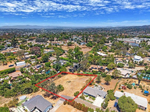 Photo of 0 Sunset Dr, Vista, CA 92081 (MLS # NDP2607333)