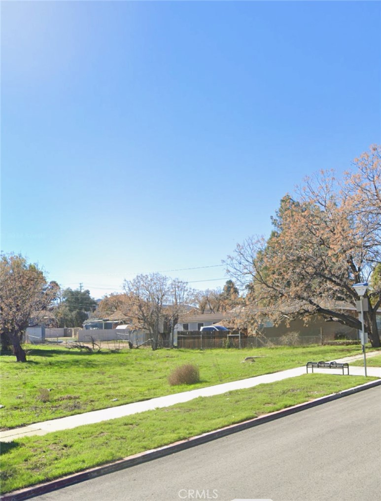 Flat land 6,970 Square foot lot, located in a residential neighborhood within the recreation hub of Lake Elsinore.
R-2 Zoned to potentially allow the construction of a single detached home, duplexes and potential small multi-unit dwelling (buyer to perform their own due diligence) within walking distance of Yarborough Park, and close to schools, shopping, grocery store, the 15 Freeway, and Lake Elsinore with its public beaches, picnic Areas, boating, water skiing, wind surfing, fishing, comping graouds, and hiking trails.