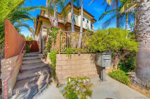 Photo of 372 Playa Del Norte St., La Jolla, CA 92037 (MLS # 260024838SD)