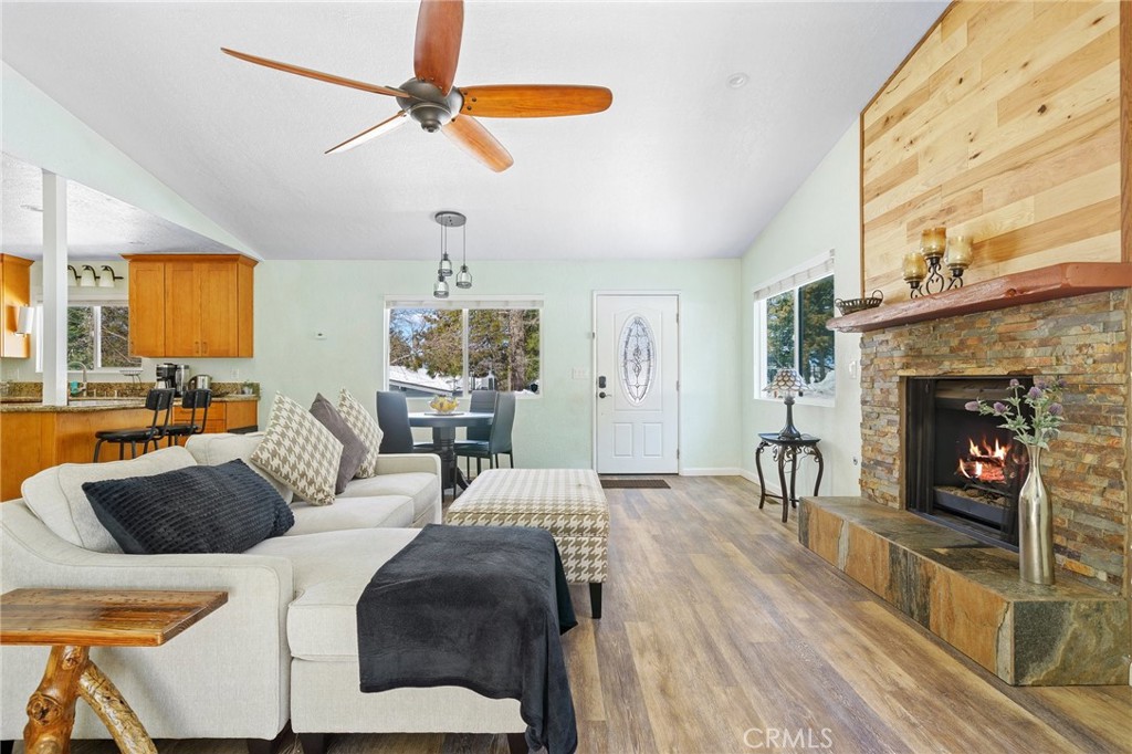 Welcome home to this beautiful fully furnished mountain home. Featuring 3 bedrooms, 2 bathrooms, laundry room. Wifi available and smart TV with all the apps you need. Fully stocked Kitchen and new upgraded appliances. Living room with a cozy fireplace and windows looking out to the backyard. Fully remodeled bathrooms. Minutes from Snow slopes, restaurants, lakes, and shopping centers. Plenty of parking with enough space for up to 5 cars, large newly fenced backyard and dual entry driveway.