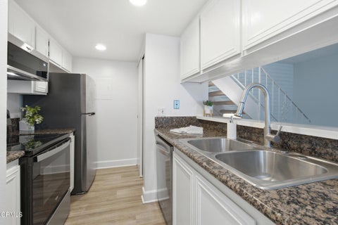 Tiny photo for 1130 Bryce Way, Ventura, CA 93003 (MLS # V1-38480)