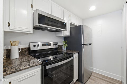 Tiny photo for 1130 Bryce Way, Ventura, CA 93003 (MLS # V1-38480)